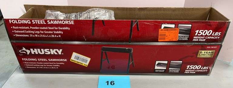 HUSKY FOLDING STEEL SAWHORSE IN BOX