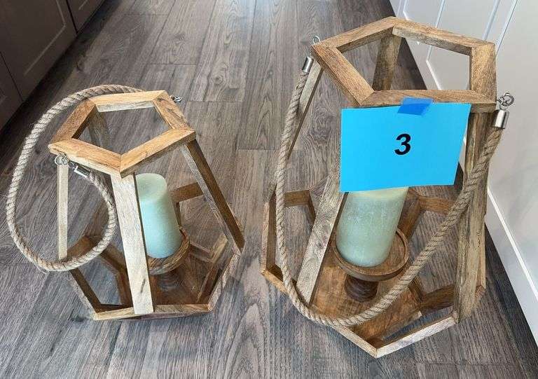 (2) WOOD CANDLESTICK DECOR CENTERPIECES