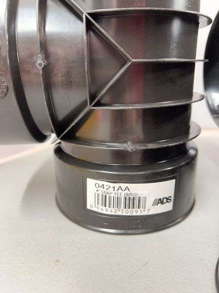 MISC LOT OF PIPE ITEMS - SEE PHOTOS