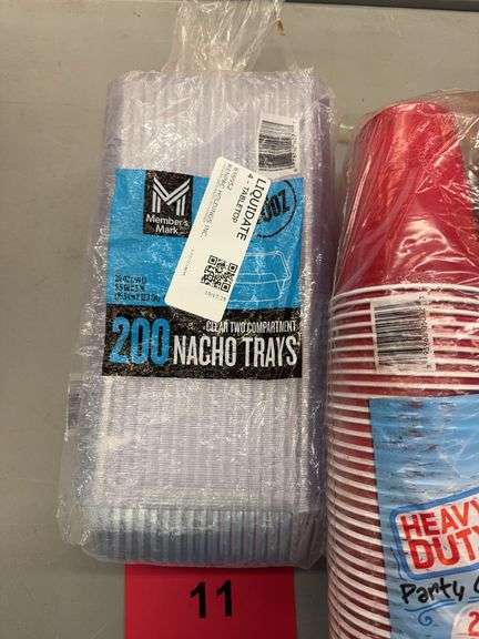 2PC DISPOSASBLE LOT - CUPS & TRAYS