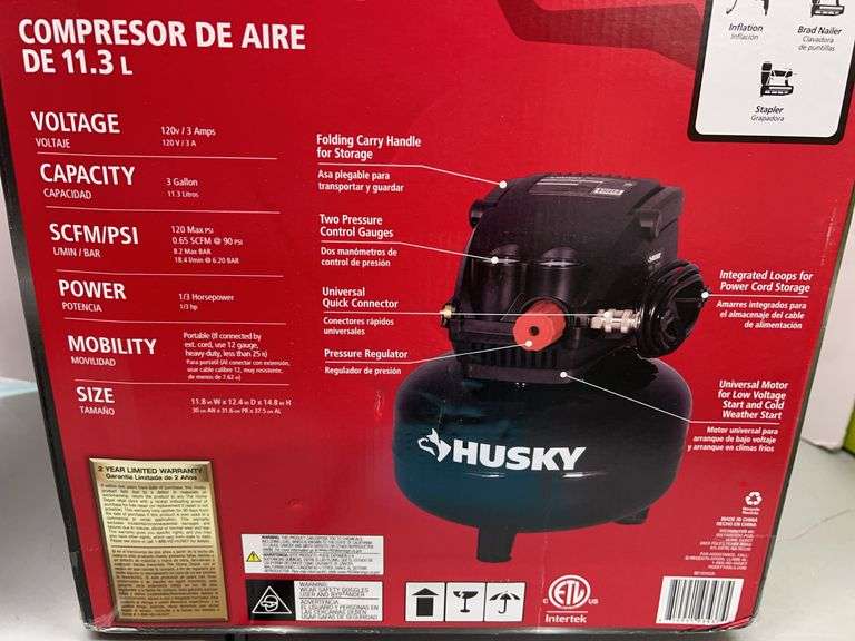 HUSKY 3 GAL AIR COMPRESSOR IN BOX