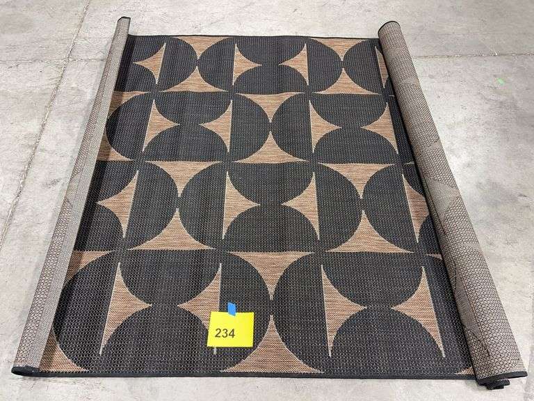 5FTx7FT OUTDOOR AREA RUG - BROWN