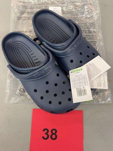 CROCS CLASSIC SIZE MENS 8 OR WOMENS 10 - NAVY