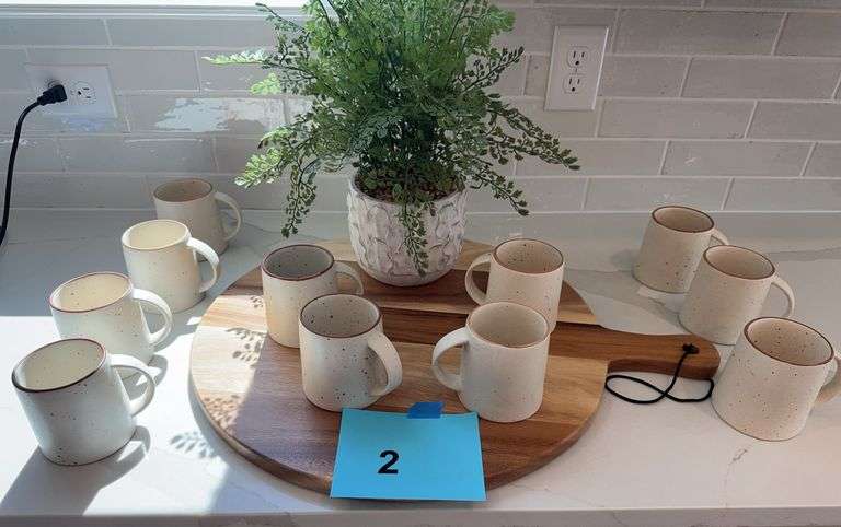 MISC LOT OF HOME DECOR