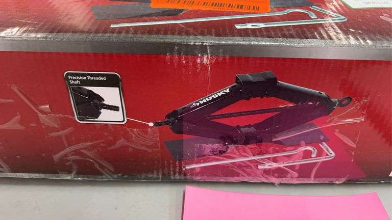HUSKY 1-1/2 TON SCISSOR JACK IN BOX
