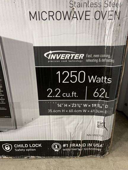 PANASONIC 2.2CU FT MICROWAVE OVEN IN BOX