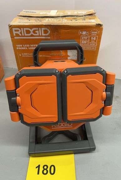 RIDGID 18V LED HYBRID PANEL LIGHT W/ BOX