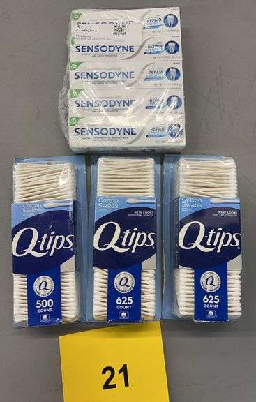4PC HYGIENE LOT - Q TIPS & SENSODYNE