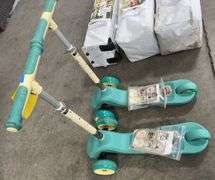 (2) KIDS JETSON KICK SCOOTERS