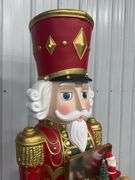 NEW 6FT PRE-LIT GRAND NUTCRACKER WITH MUSIC BOX