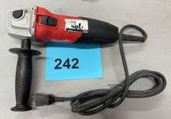 MILWAUKEE 7A 4-1/2" ANGLE GRINDER
