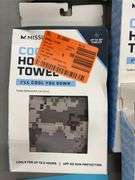 (5) MISSION COOLING HOODIE TOWELS