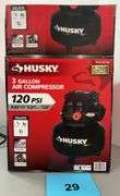 HUSKY 3 GAL AIR COMPRESSOR IN BOX