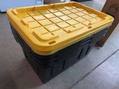 (4) PLASTIC STORAGE TOTES W/ (2) LIDS - BLACK & YELLOW
