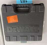 DEWALT 18GA BRAD NAILER IN CASE