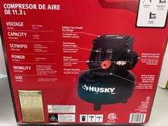 HUSKY 3 GAL AIR COMPRESSOR IN BOX