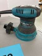 MAKITA 3A 5" RANDOM ORBIT SANDER