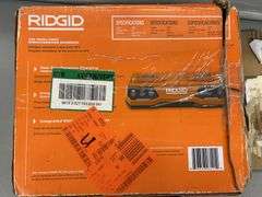 RIDGID 18V DUALPORT SIMULTANEOUS CHARGER W/ BOX