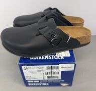 BIRKENSTOCK SHOES W/ BOX SIZE 39