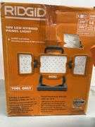 RIDGID 18V LED HYBRID PANEL LIGHT W/ BOX