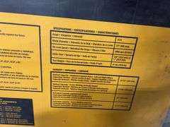 NEW DEWALT 12" DOUBLE BEVEL COMPOUND MITER SAW IN BOX