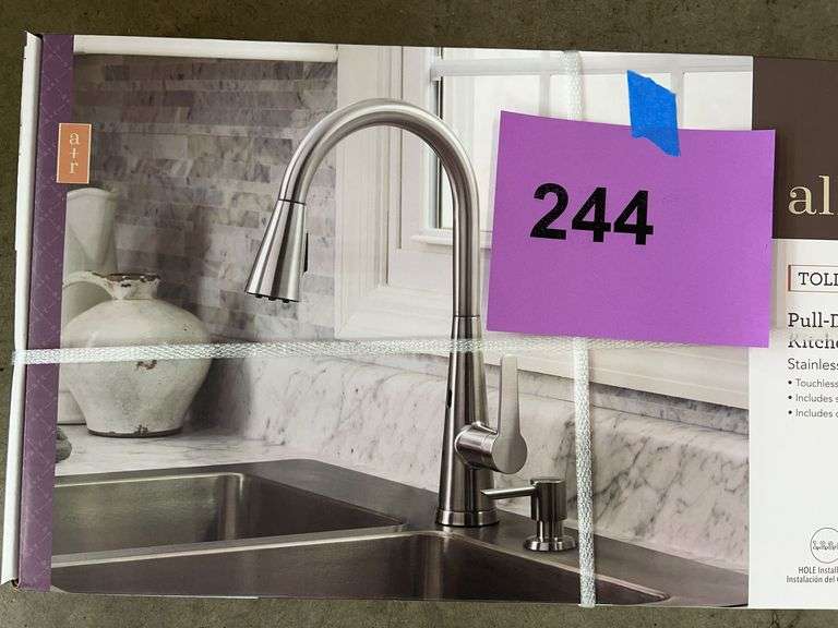 NEW ALLEN + ROTH PULL DOWN KITCHEN FAUCET IN BOX