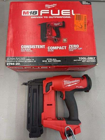 MILWAUKEE M18 FUEL 18GA BRAD NAILER W/ BOX (TOOL ONLY)