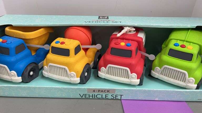 KIDS 4PC VEHICLE SET IN BOX
