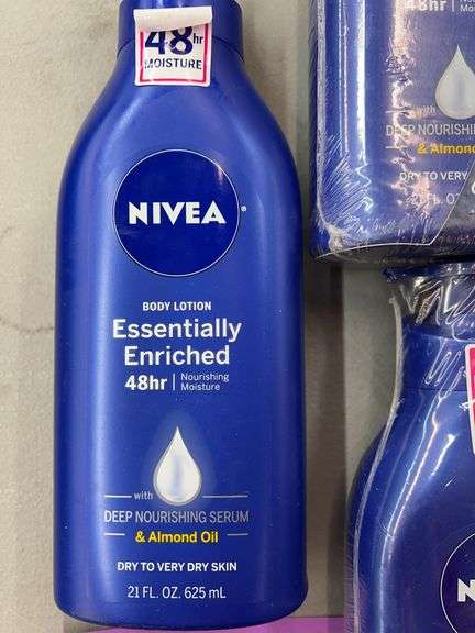 (5) BOTTLES OF NIVEA LOTION