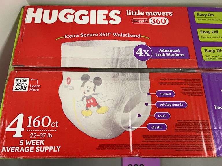 BOX OF HUGGIES DIAPERS - SIZE 4