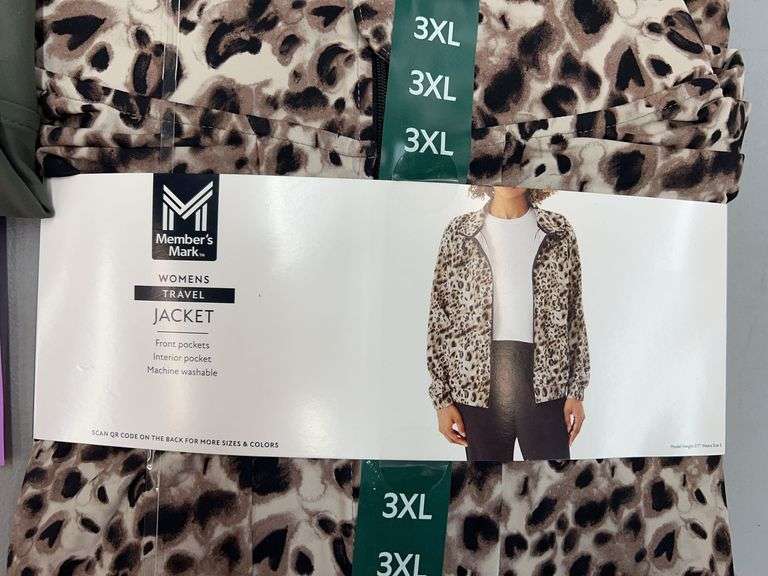 (3) WOMENS TRAVEL JACKETS - SIZE 3XL