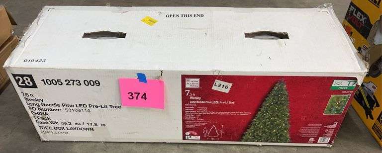 7.5FT PRE LIT WESLEY PINE TREE IN BOX