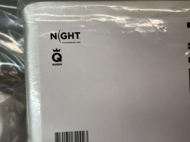 (2) SATIN BEAUTY PILLOWCASES