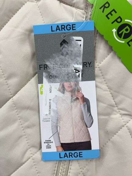 WOMENS FREE COUNTRY QUILTED VEST - SIZE L