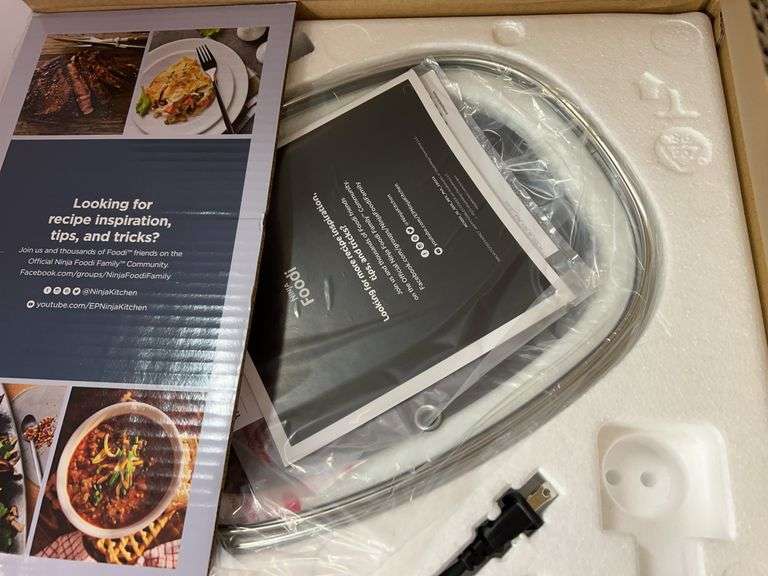 NINJA FOODI POSSIBLE COOKER PRO IN BOX