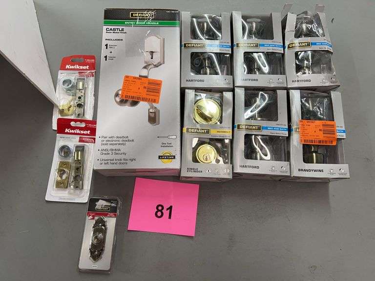 10PC DOOR HARDWARE LOT - SEE PHOTOS