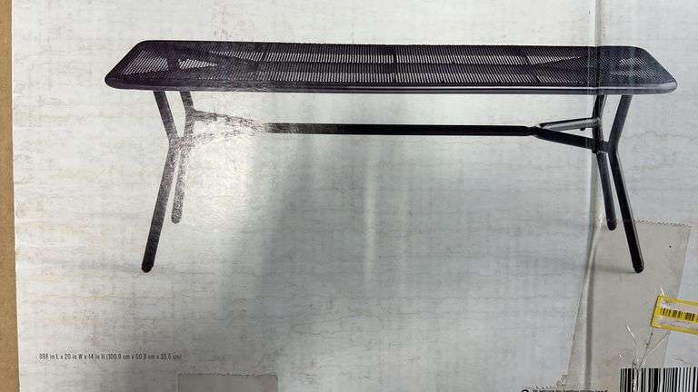 METAL MESH PATIO COFFEE TABLE IN BOX