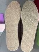 WOMENS TOMS CLASSIC SHOES - SIZE 6