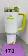STANLEY 40OZ QUENCHER H2.0 TUMBLER - WHITE & GREEN