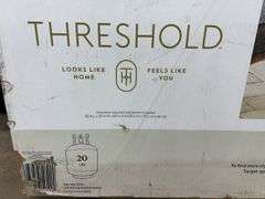 THRESHOLD 30" SQUARE OUTDOOR GAS FIRE TABLE IN BOX