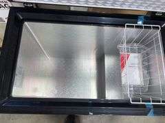 FRIGIDAIRE 7.0CU FT CHEST FREEZER - BLACK