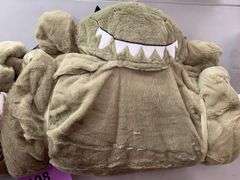 (2) KIDS SLEEPING BAGS