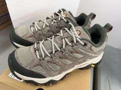 WOMENS MERRELL MOAB 3 FALCON SHOES - SIZE 6.5