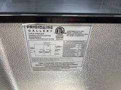 FRIGIDAIRE 7.0CU FT CHEST FREEZER - BLACK