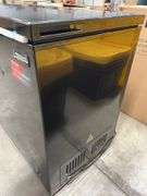 FRIGIDAIRE 7.0CU FT CHEST FREEZER - BLACK