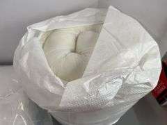 SERTA QUEEN SIZE MATTRESS TOPPER W/ COVER