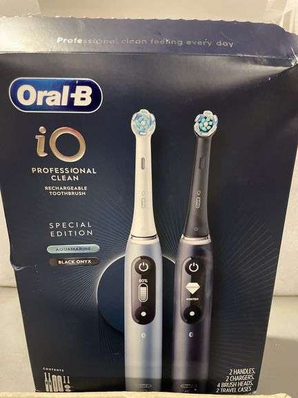 ORAL B IO RECHARGEABLE TOOTHBRUSH SET IN BOX - Earl's Auction Company