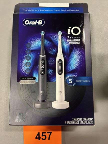 ORAL B IO 7S SERIES RECHARGEABLE TOOTHBRUSH SET IN BOX - Earl's Auction ...