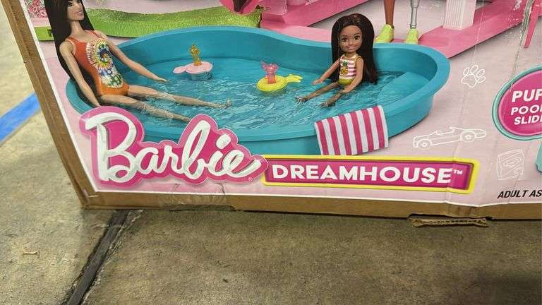 BARBIE DREAMHOUSE IN BOX