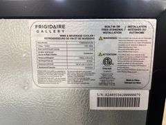 FRIGIDAIRE BUILT IN WINE & BEVERAGE COOLER